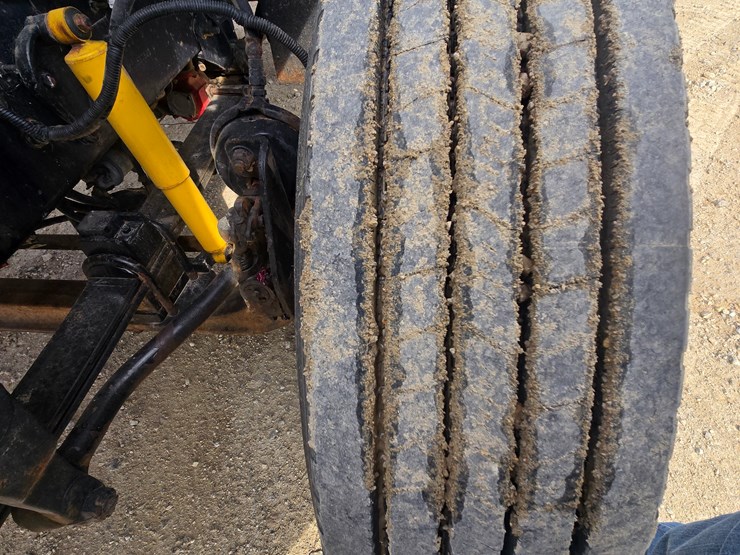 2001-sterling-a9500-image-39