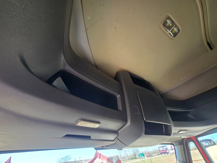 2014-international-prostar-image-68