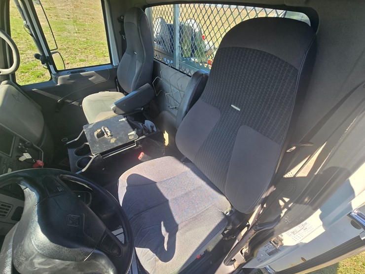 2008-international-durastar-4300-image-55