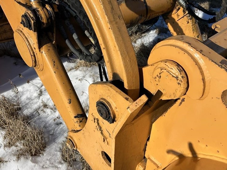 2000-case-570m-xt-image-19