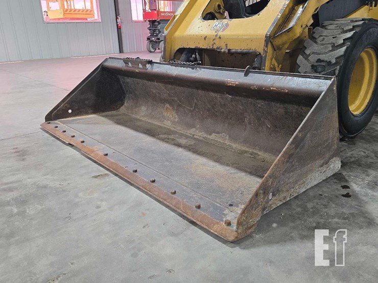 caterpillar-262d3-image-9