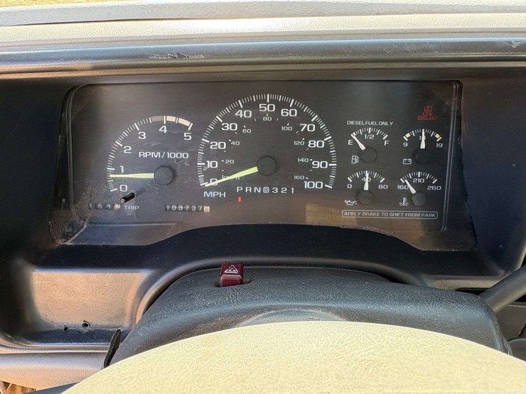 1999-chevrolet-silverado-3500-image-14