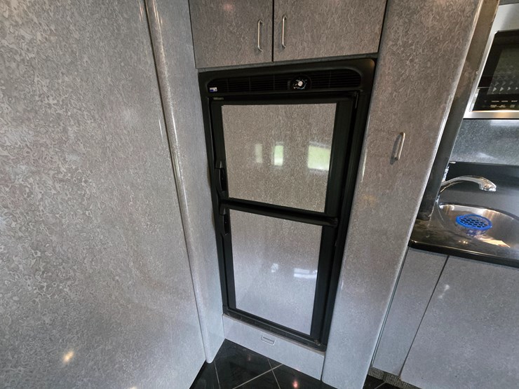 1990-international-4900-image-53