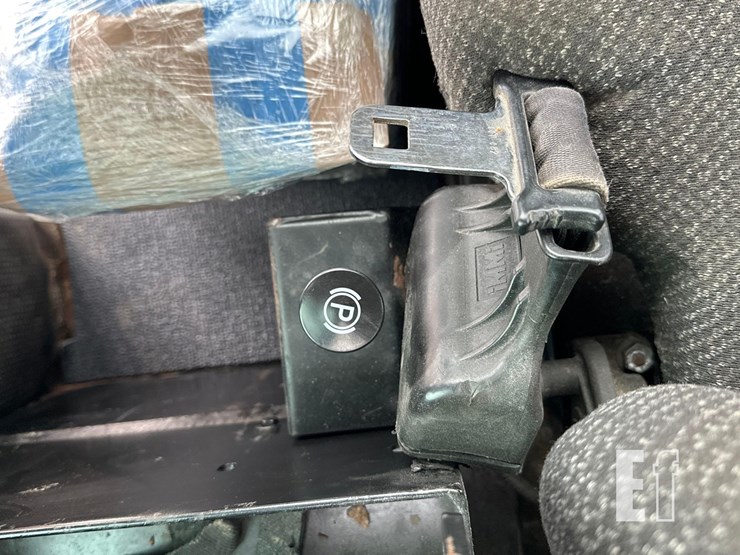 2015-caterpillar-815f-2-image-25