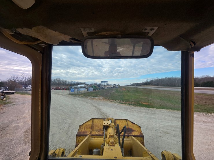 1996-caterpillar-953b-image-54