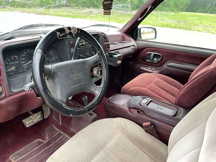 1995-gmc-1500-image-11