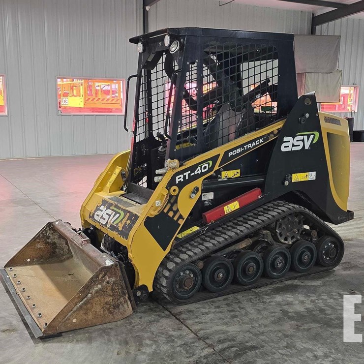 ASV POSI-TRACK RT40