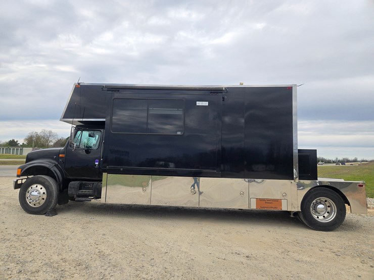 1990-international-4900-image-10