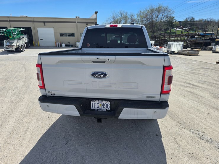 2022-ford-f150-image-8