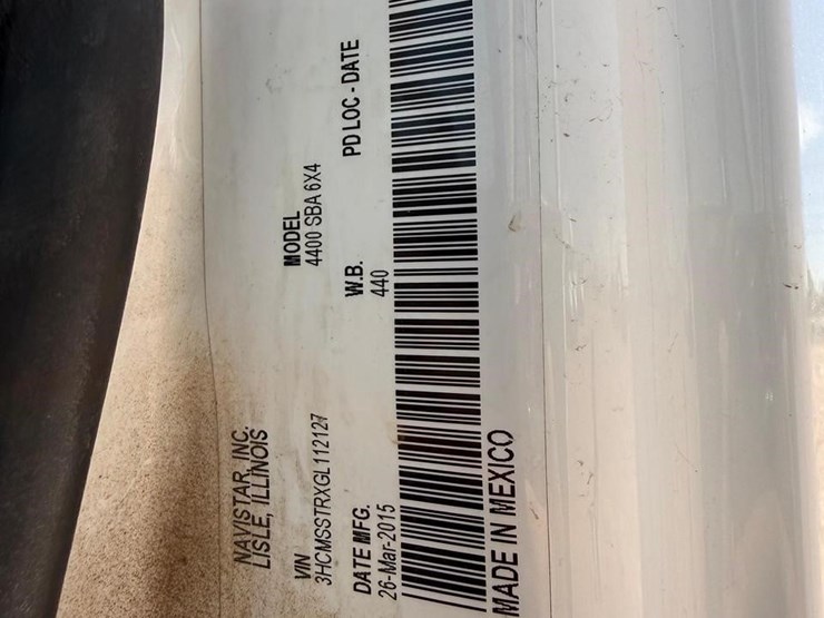 2016-international-durastar-4400-image-36