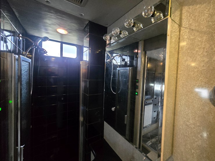 1990-international-4900-image-61