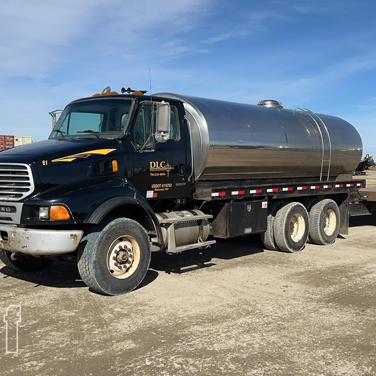 2005 STERLING LT9500