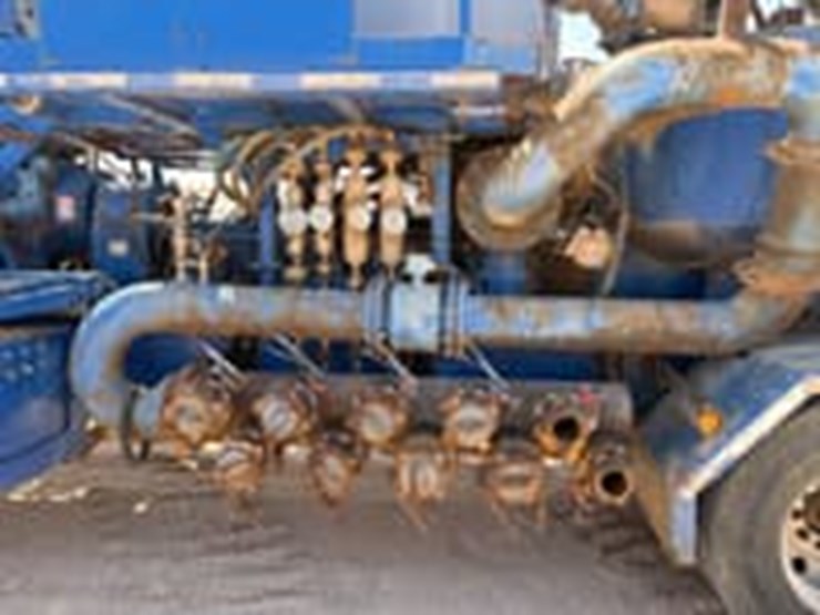 2011-cummins-qsx15-image-12