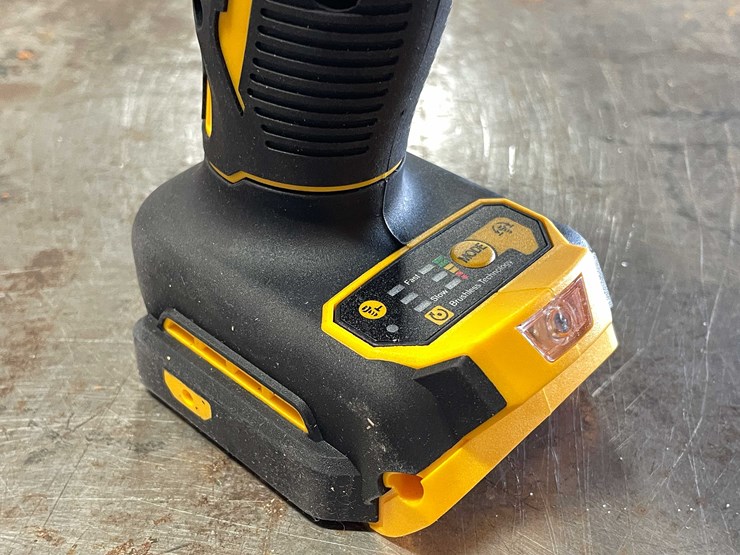 #2454-•-new-dewalt-compatible-impact-wrench-(cw)-image-2