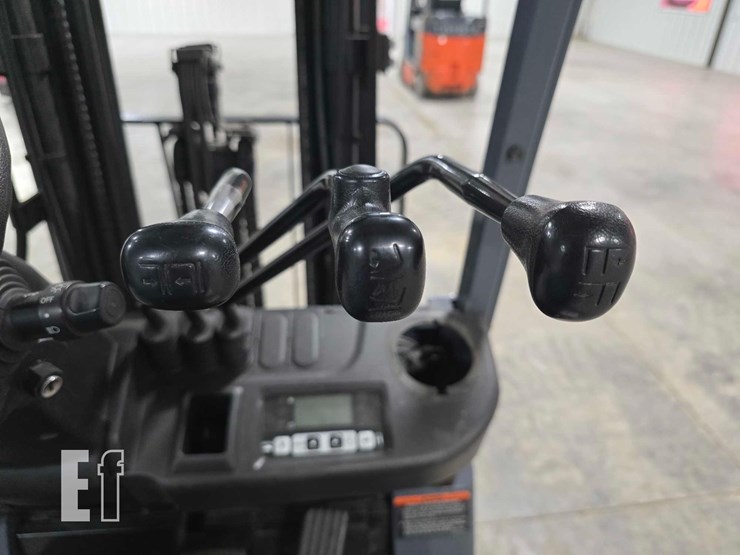 toyota-8fbc18u-image-14