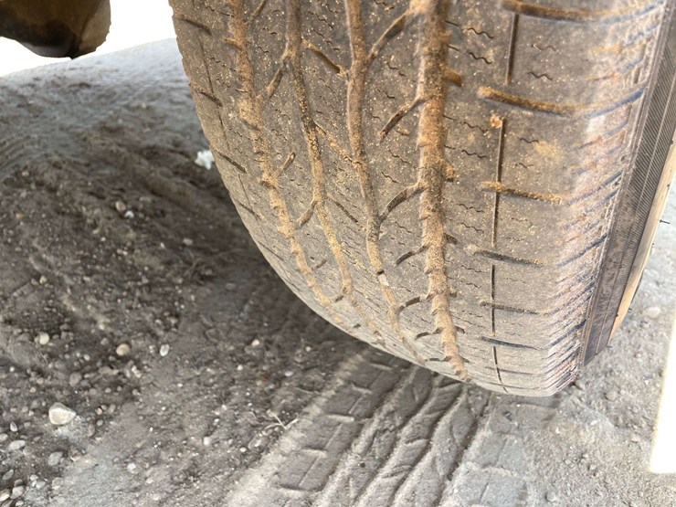 2011-ford-f150-image-21