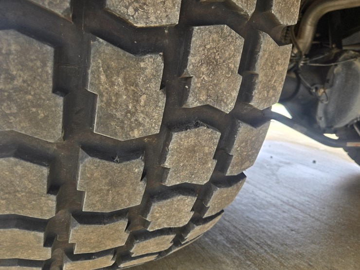 2020-ford-f550-image-105