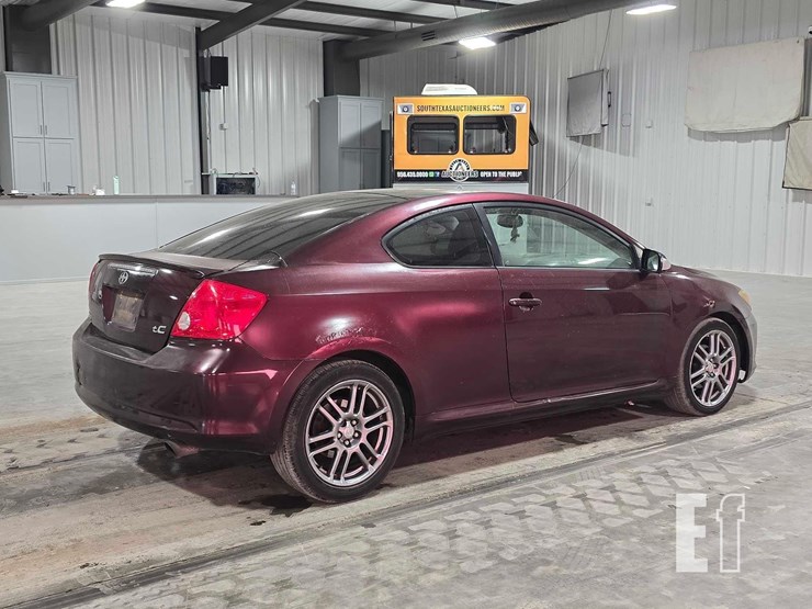 2006-toyota-scion-image-3