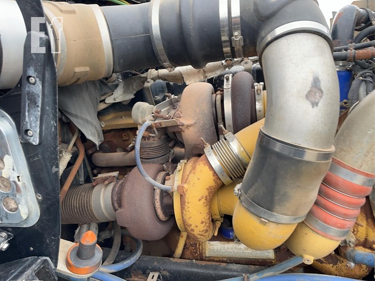 2005-kenworth-t800-image-71