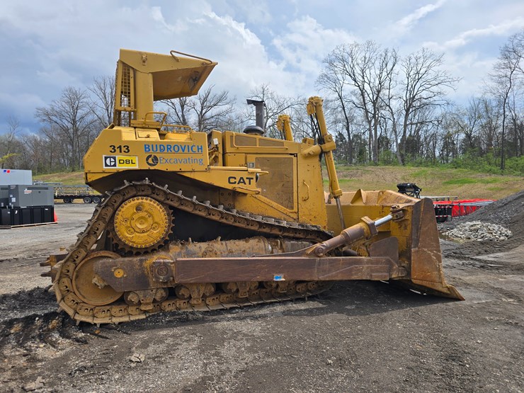 1970-caterpillar-d8l-image-18