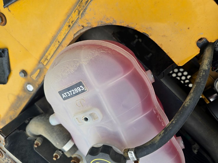 2014-deere-160g-lc-image-64