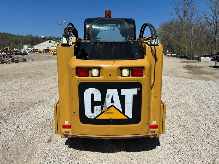 caterpillar-246c-image-3