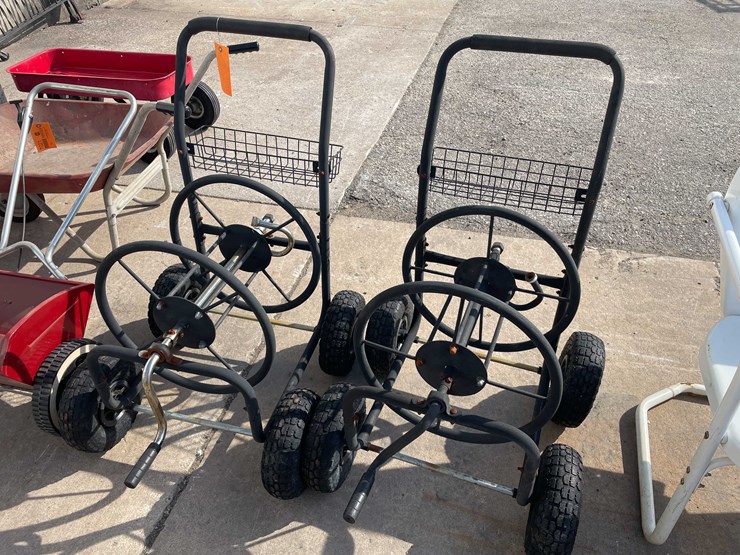 #7022-•-(2)-metal-hose-reels-(o3)-image-1