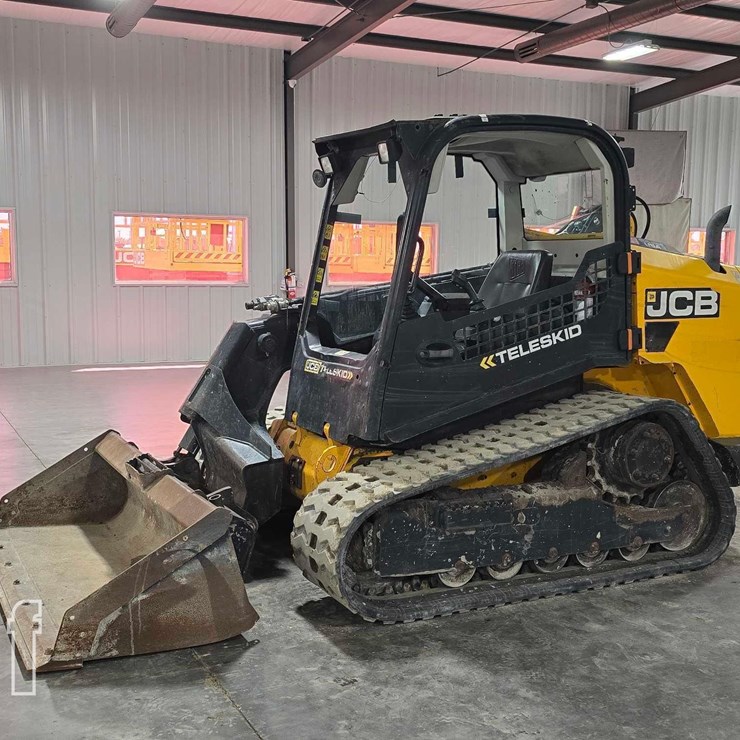 2020 JCB 3TS-8T