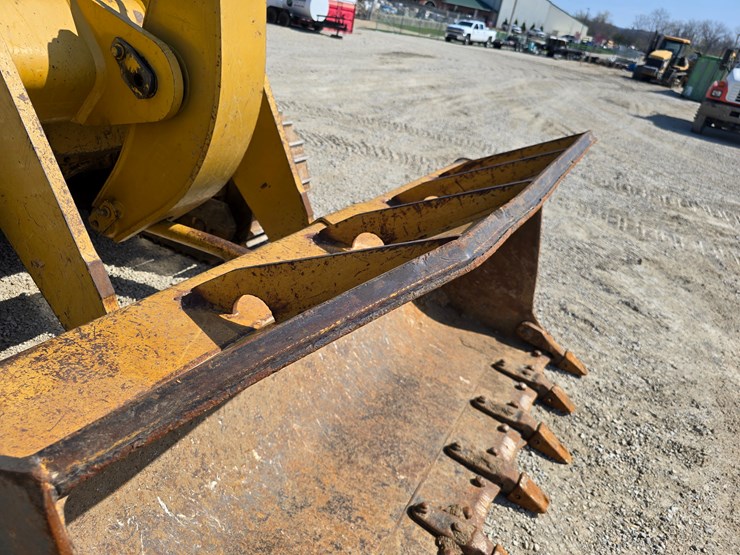 1996-caterpillar-953c-image-33