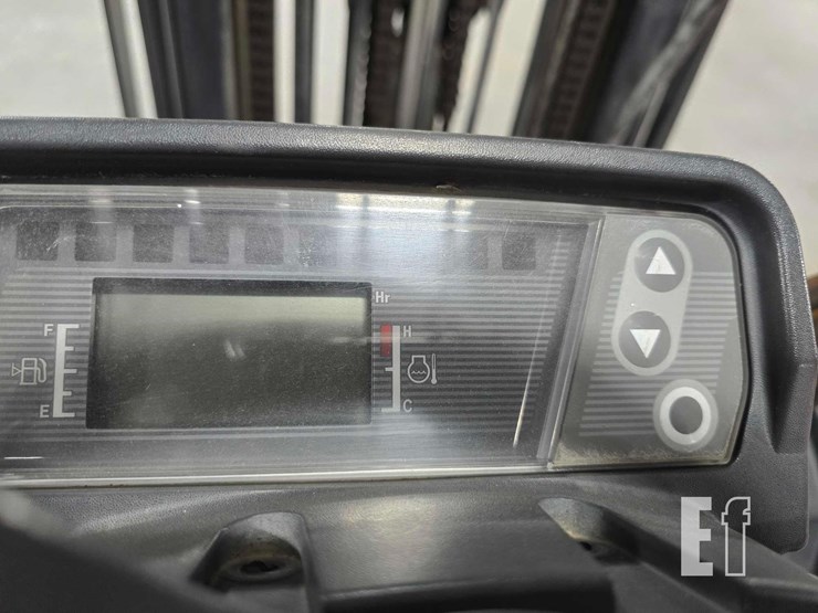 2019-caterpillar-gp25n-image-17