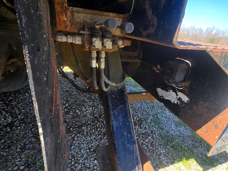 1997-ford-f700-image-61