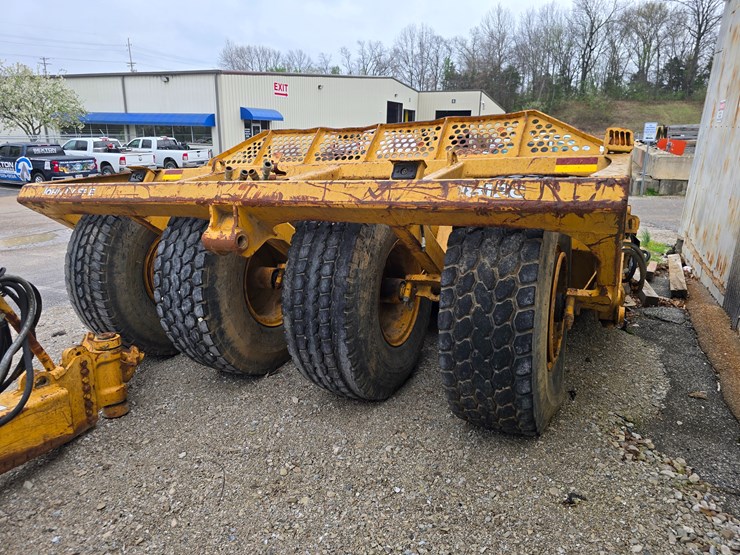 2006-deere-1812c-image-8