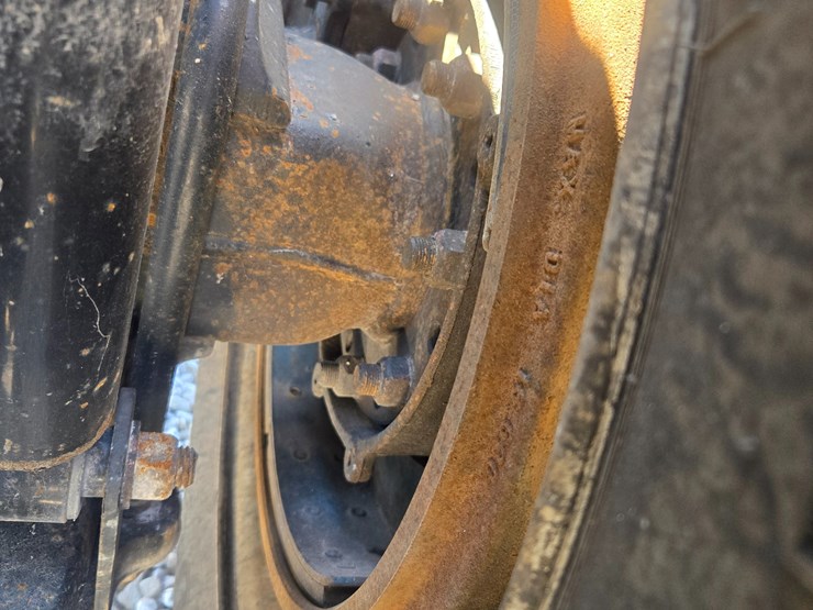 2006-freightliner-columbia-120-image-80