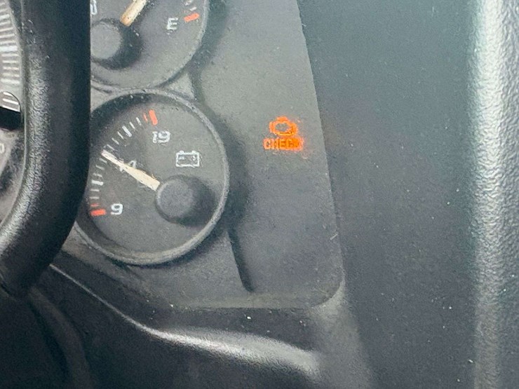 2005-chevrolet-express-3500-image-28