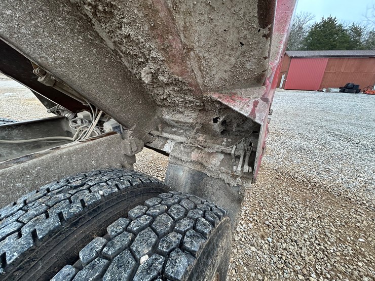 2001-mack-rd688s-image-66