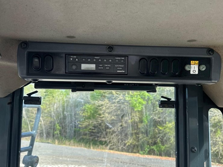 2018-komatsu-wa320-8-image-39