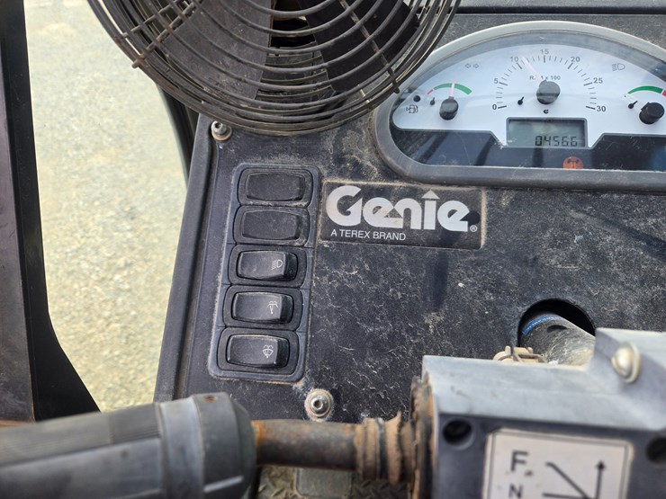 2015-genie-gth1056-image-62