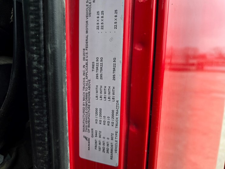 #22592-•-2019-mack-anthem-sleeper-truck-image-39