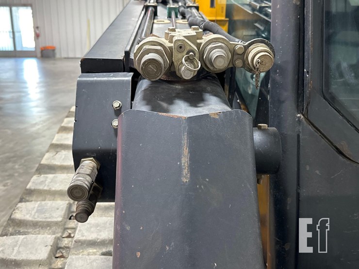 2020-jcb-3ts-8t-image-14