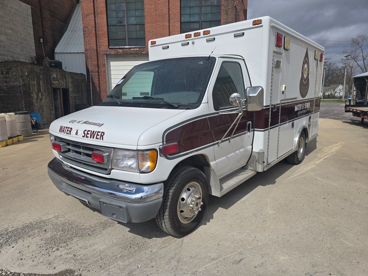 2000-ford-2000-image-1