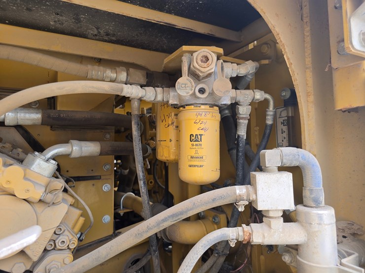 2013-caterpillar-324el-image-48