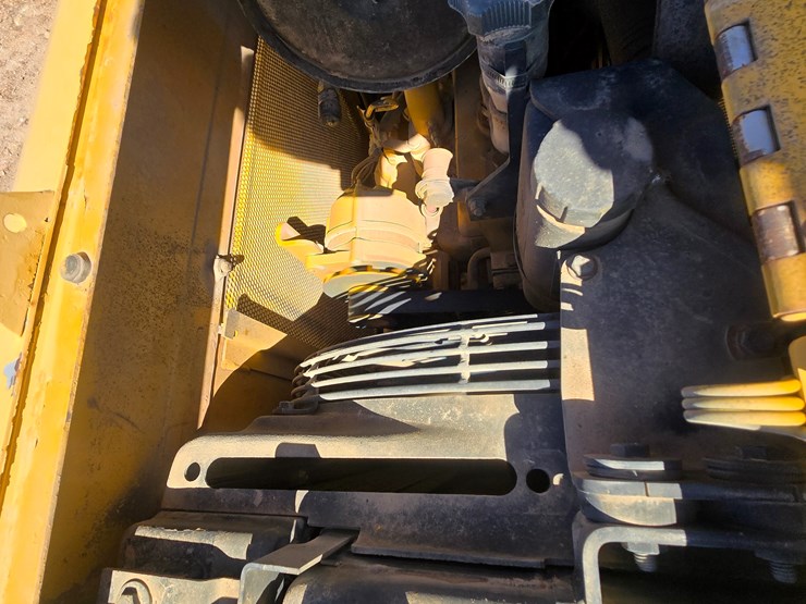 1998-deere-650g-image-21