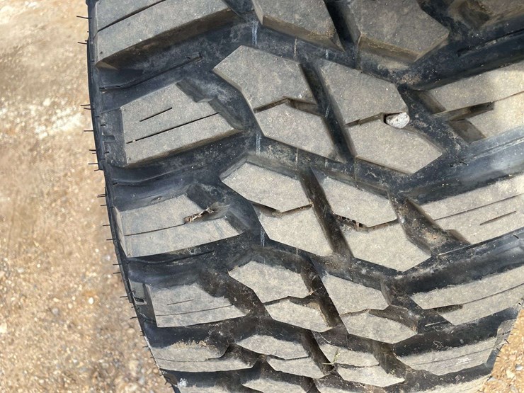 1988-am-general-m998-image-24