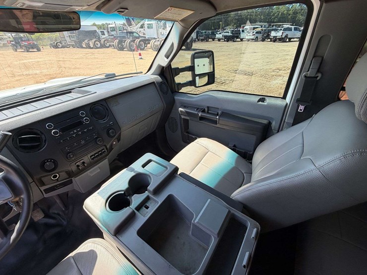 2015-ford-f350-image-11