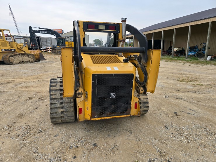 #22607-•-2008-deere-332t-skid-steer-image-11