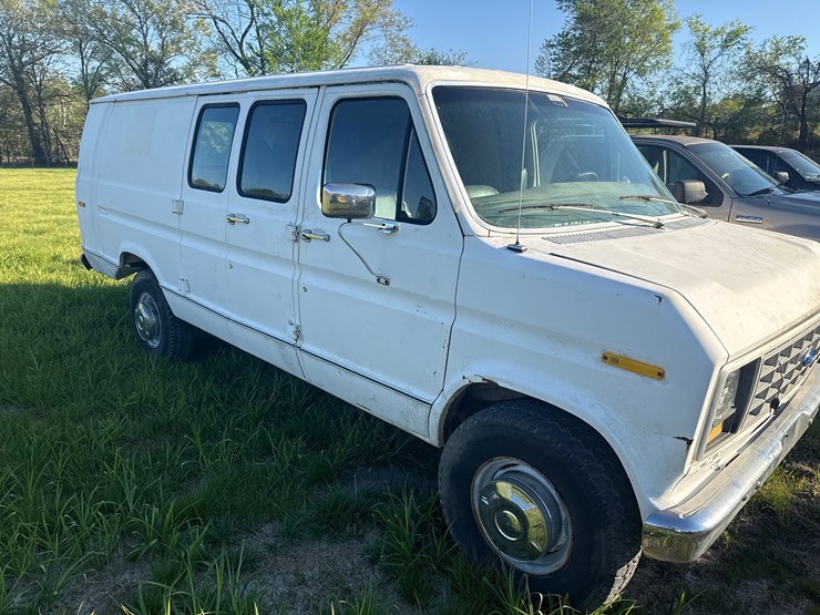 1992-ford-250-image-2