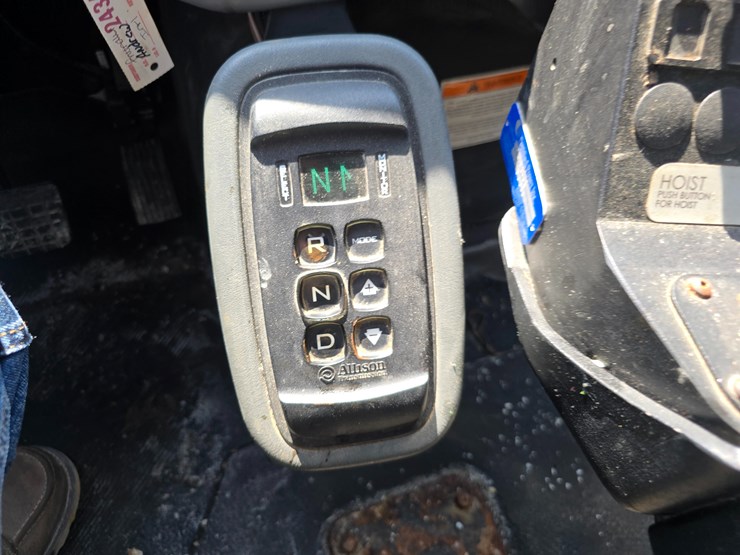 2015-international-workstar-7400-image-70