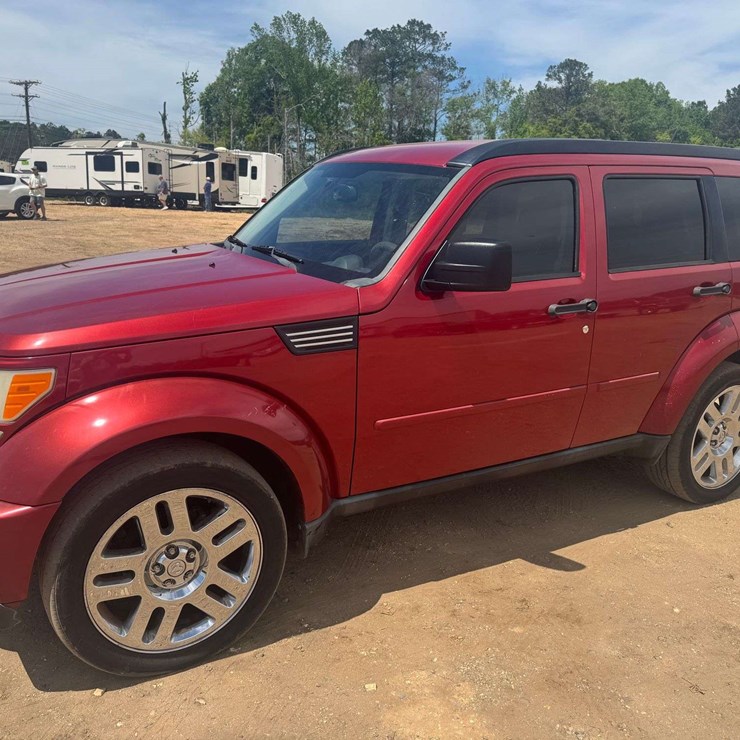 2011 DODGE NITRO