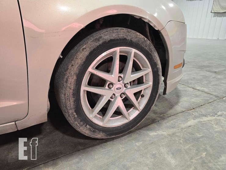 2010-ford-fusion-image-23