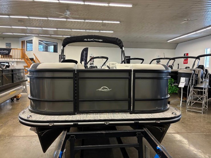 2025-g3-suncatcher-select-20rc-pontoon-image-10